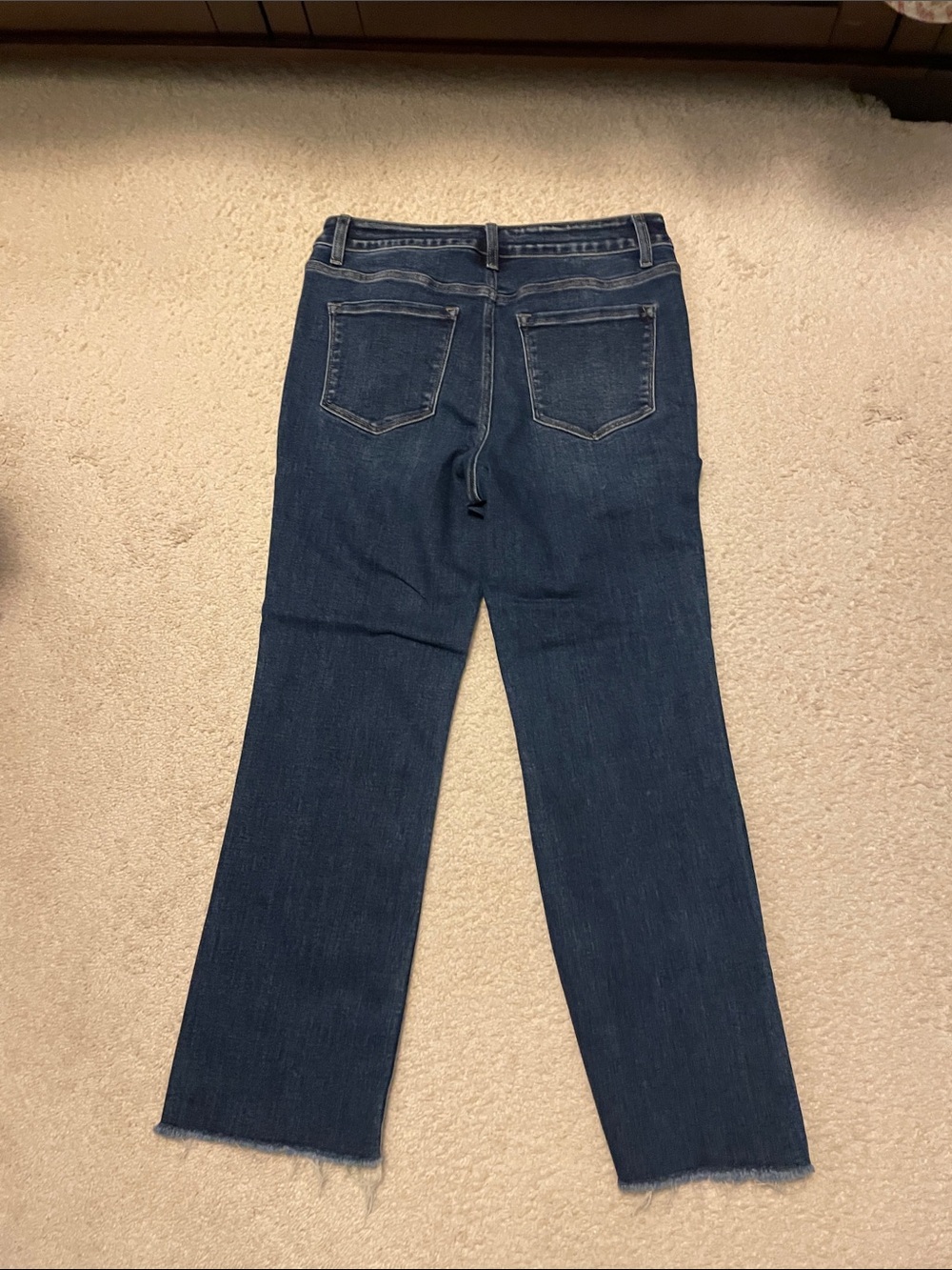Straight Leg Women’s Jeans in Faded Blue - Classic Everyday Style - Picture 10 of 10